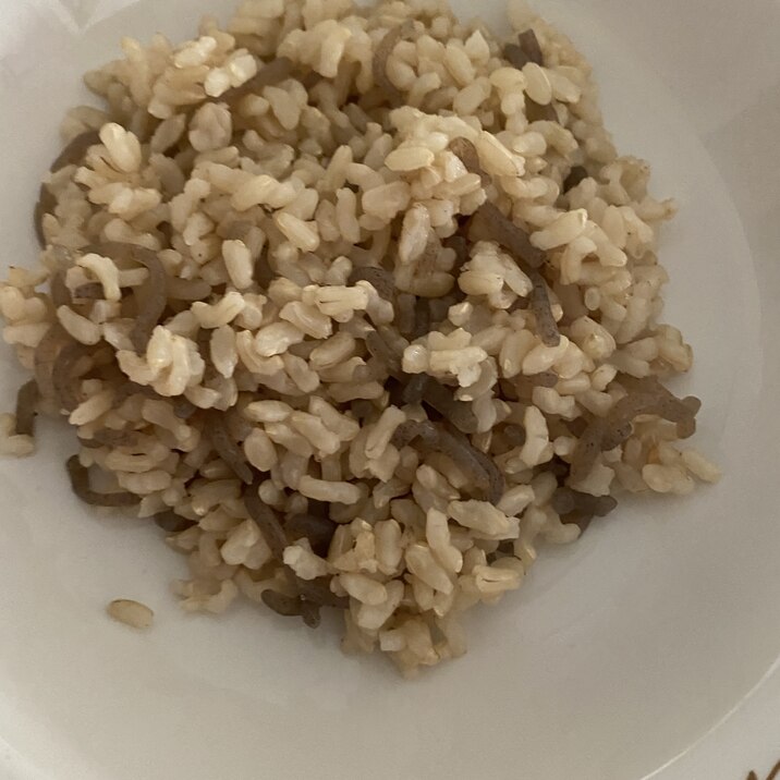 糸こんにゃく入りヘルシーご飯